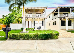 Beach-town Pet-Friendly Downtown Home @ 10 acre Park-629